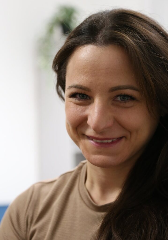 Katrin Schindl, Trauerbegleiterin in Wiener Neustadt
